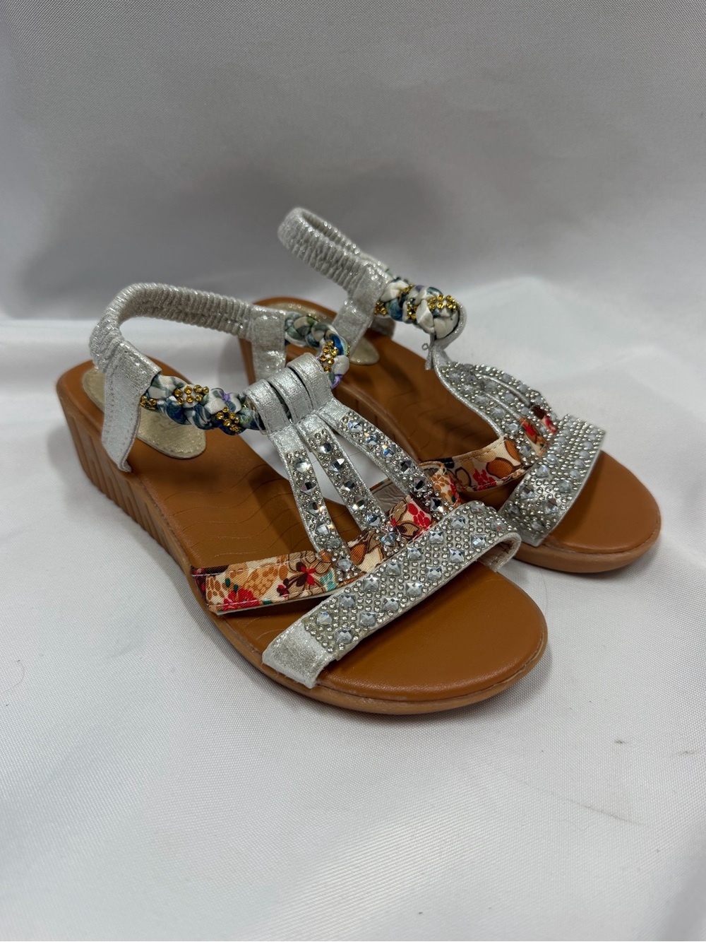 Bohemian Sandals Wedge Heel Elastic Straps Silver Girls Size 4Y